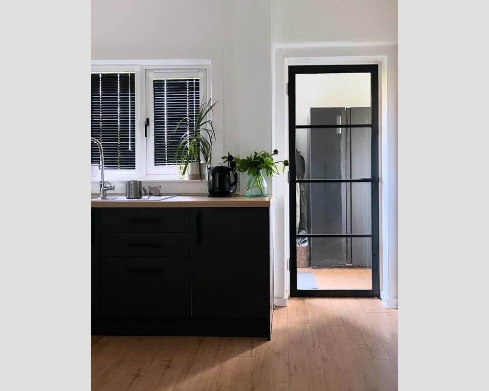 1981 x 610 x 35mm (24") Heritage Slim Profile Black Clear Glazed - Prefinished Internal Doors